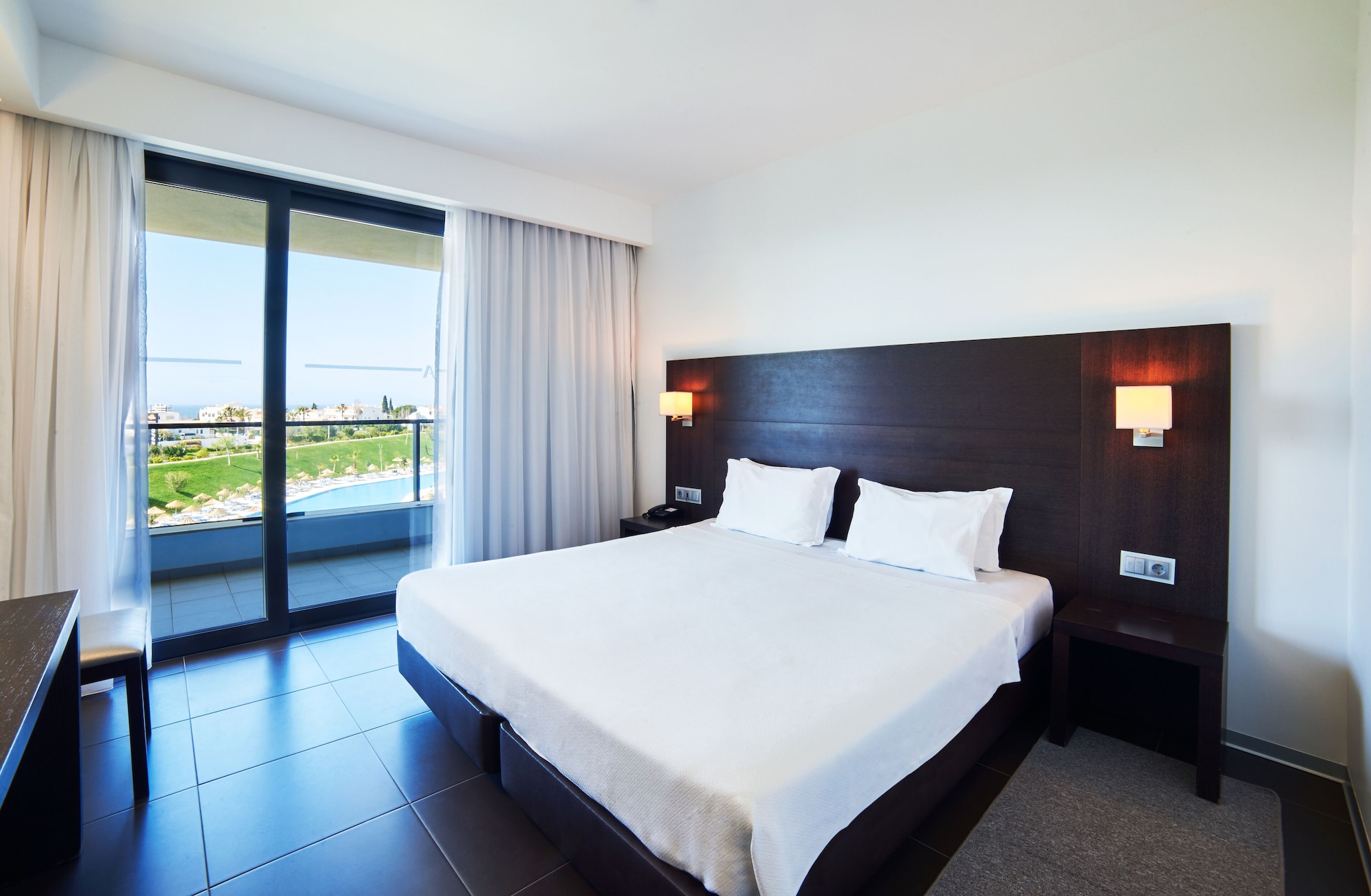 PREMIUM, SUITE, SINGLE, POOL VIEW