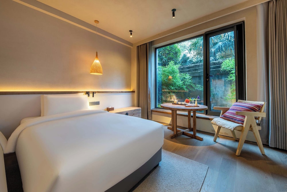 YUANLI HOTEL 14/50