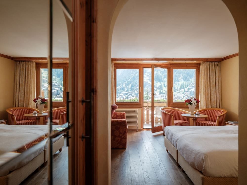 CHARME, DOUBLE BED, MOUNTAIN VIEW