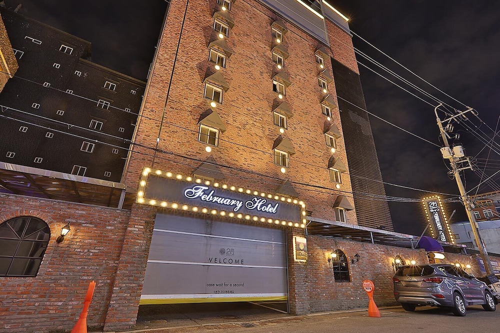 February Hotel Kimhae 2/51