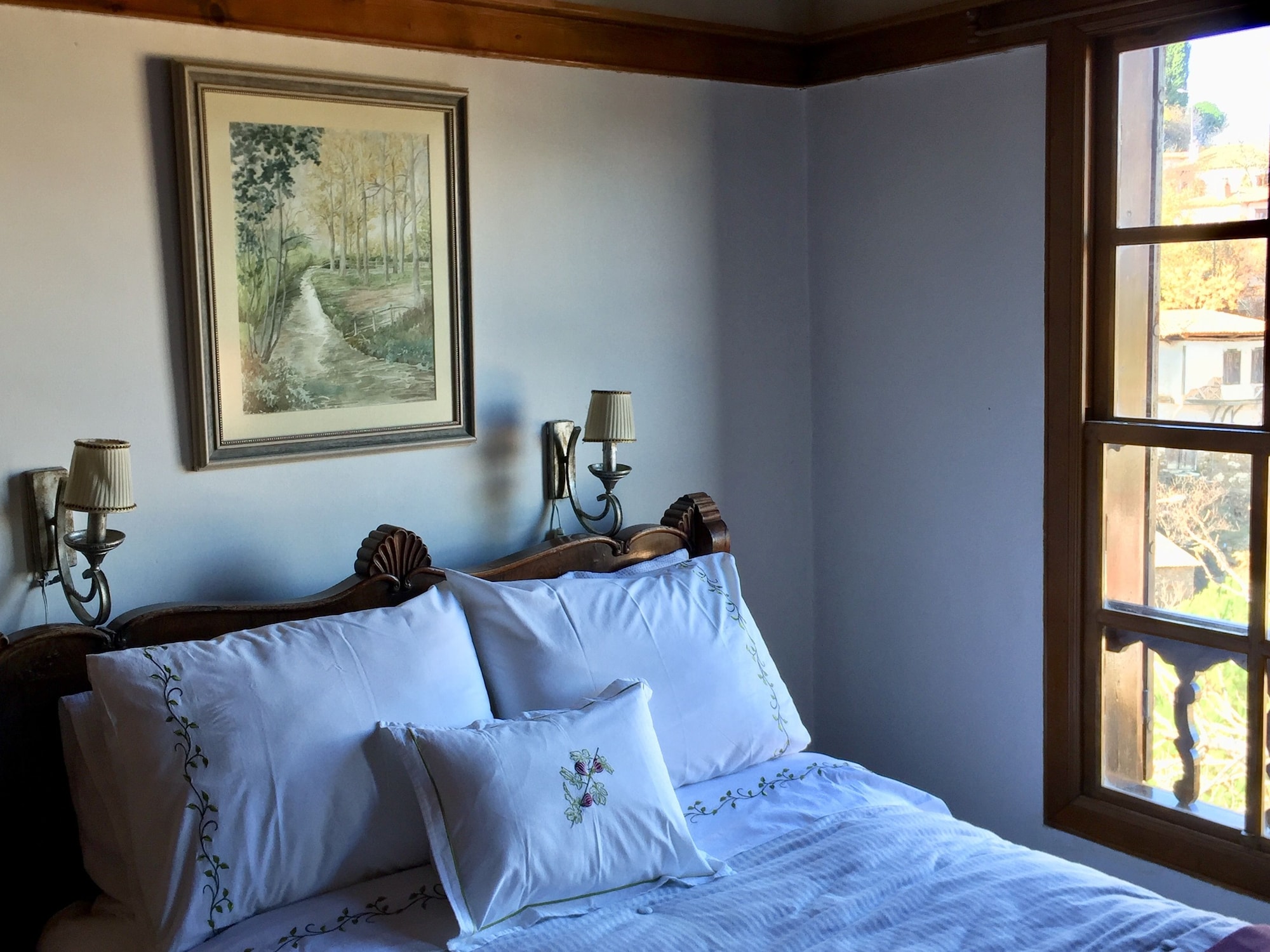 House, 2 Double Beds