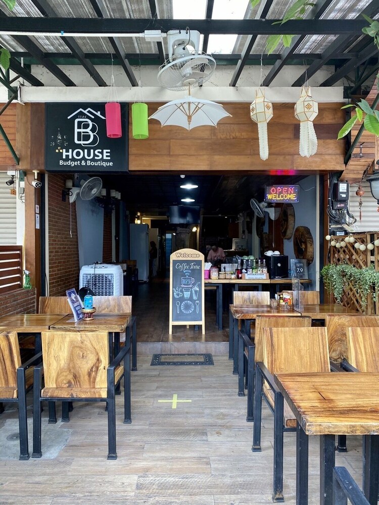 Bb House Budget & Boutique 44/50