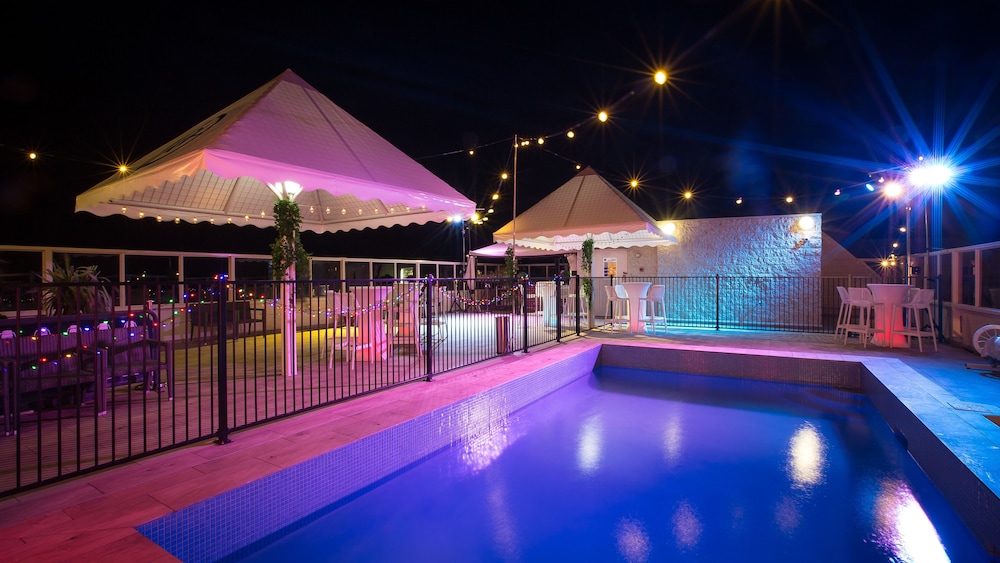 Gladstone Reef Hotel Motel 28/50
