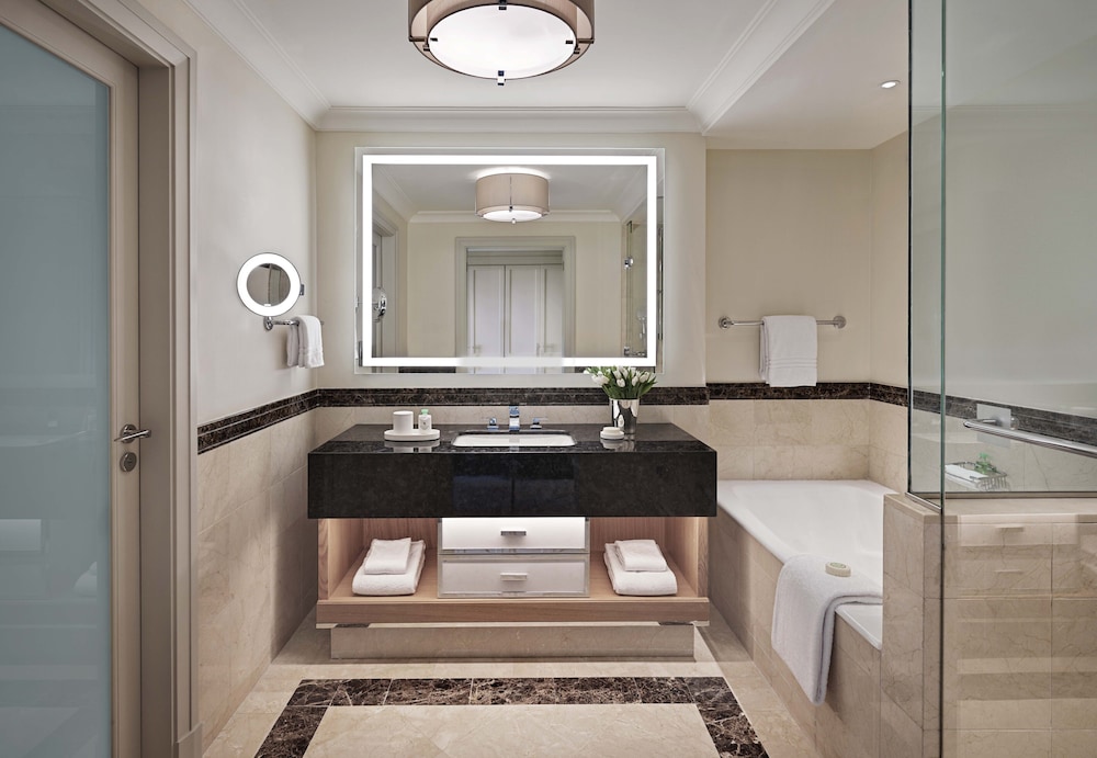 Four Seasons Hotel Amman 21/53