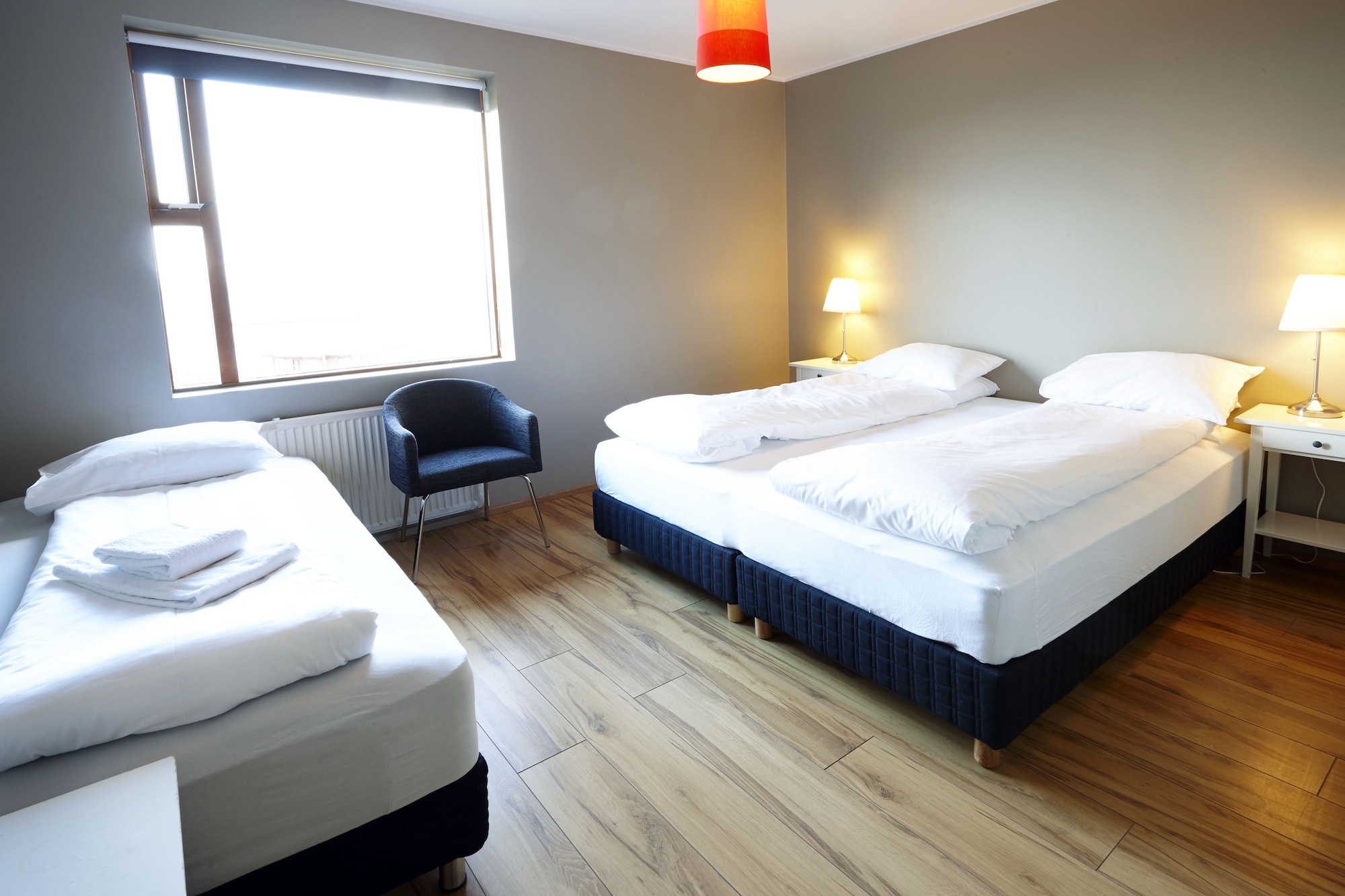 غرفة قياسية بسرير مزدوج مع أريكة، Fosshotel Hellnar 3/10