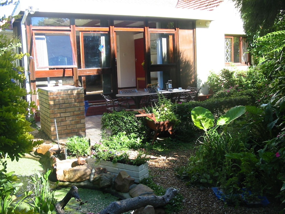 Ascot Gardens Self Catering 5/20