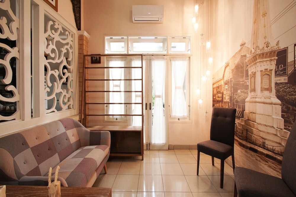 OYO 3986 Just 11 Boutique Residence Syariah 22/32