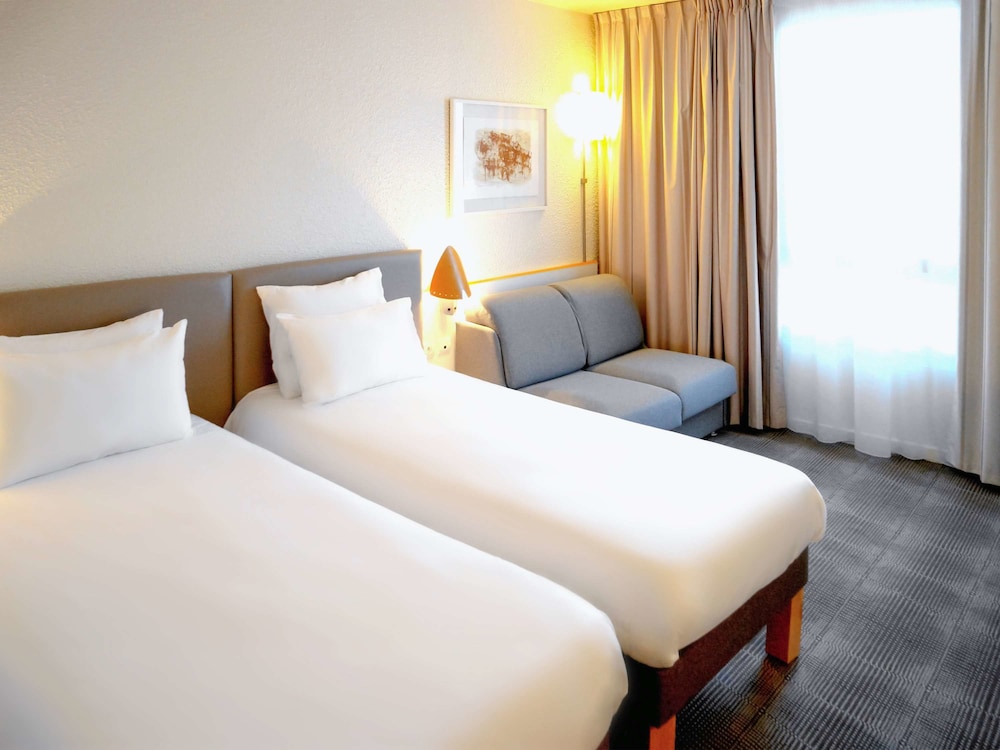 Novotel Grenoble Nord 22/78