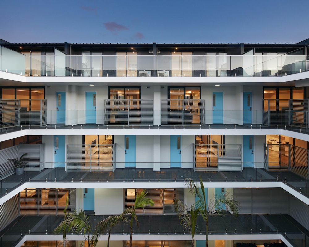 VERIU SUITES CAMPERDOWN 3/54