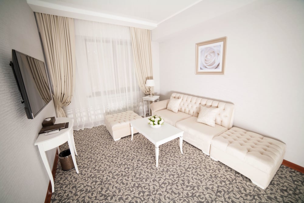 The Plaza Hotel Almaty 43/61