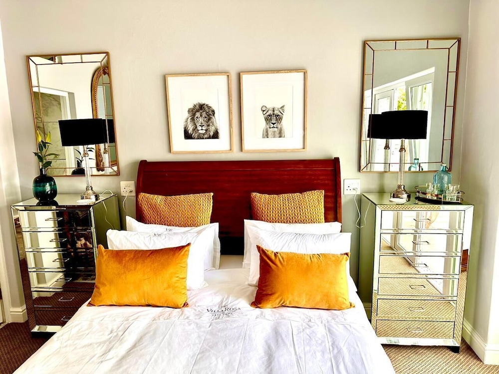 The Villa Rosa Bed and Breakfast 16/43