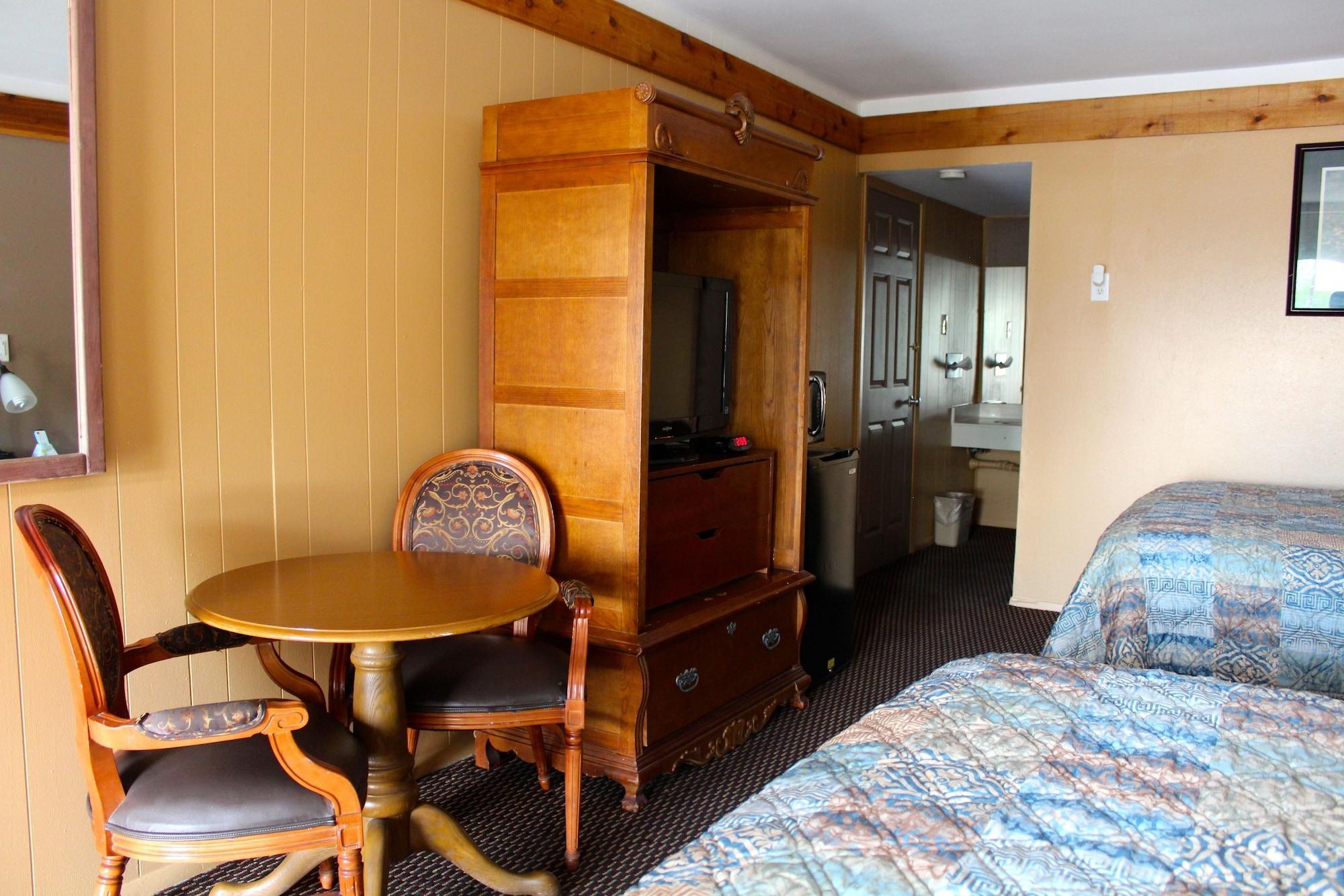Executive Inn and Suites 31/43
