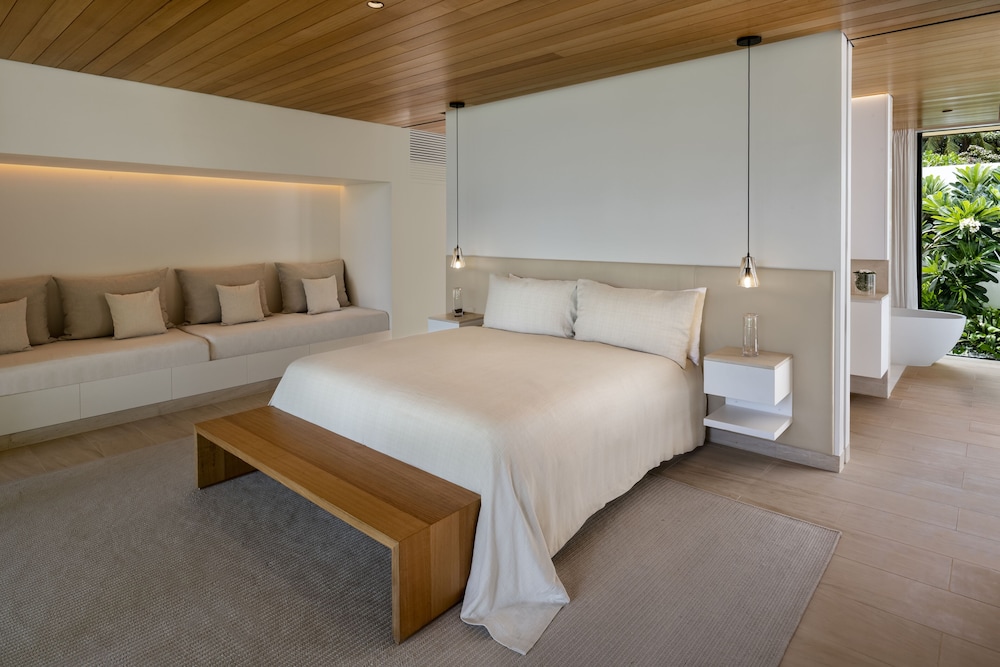 Reef, House, 5 King Beds