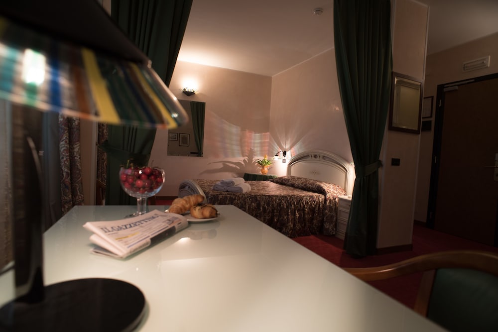 Hotel Tessarin 14/62