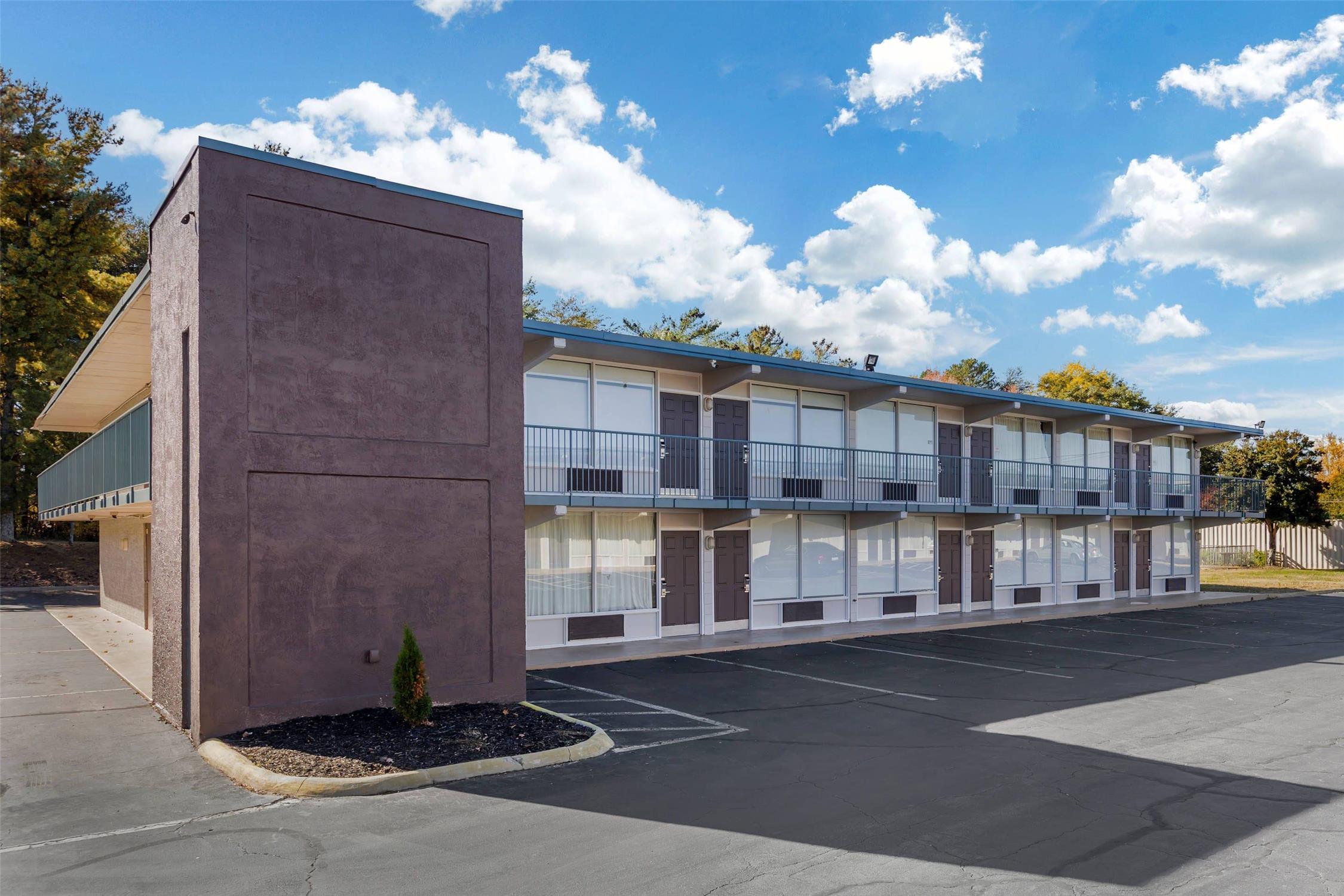 Quality Inn & Suites Easley - Greenville 17/18