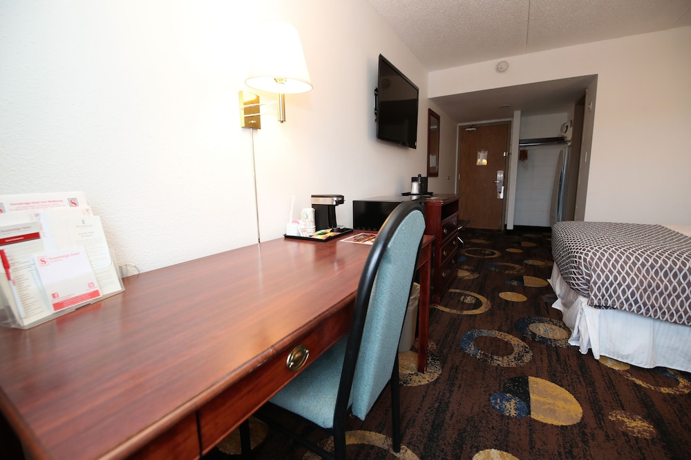 Stonebridge Hotel 28/75