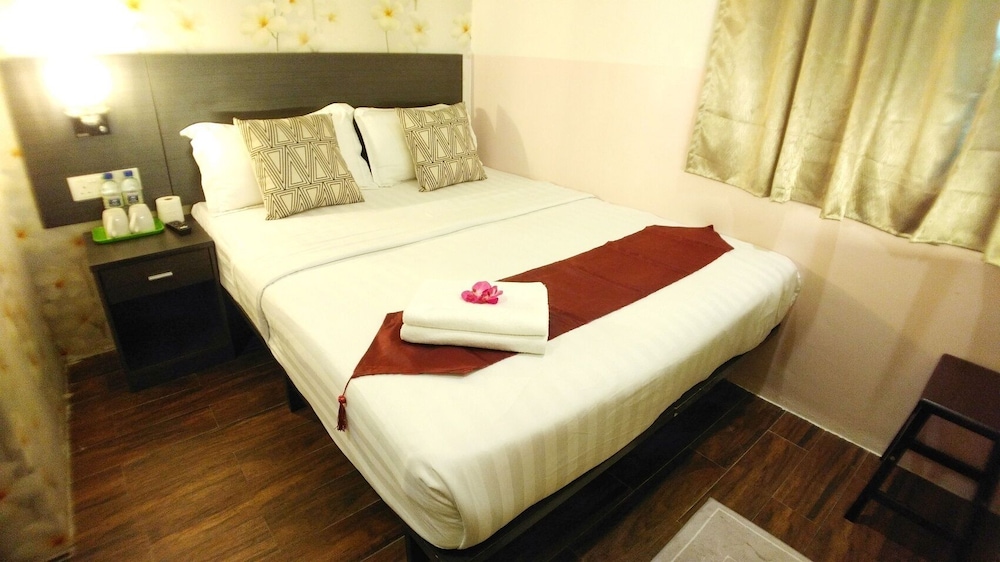 Apple 1 Hotel Queensbay 27/64