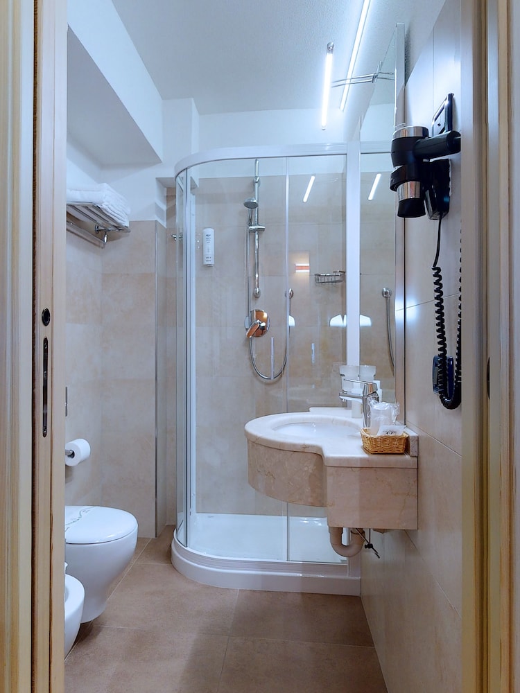 Hotel Madonna Delle Nevi 45/50