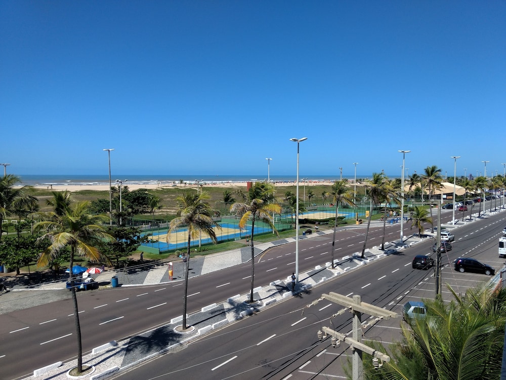 Simas Praia Hotel 42/65