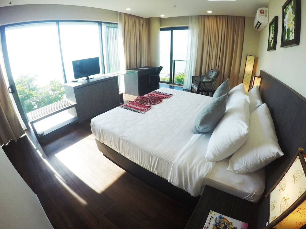 Samalaju Resort Hotel 24/46