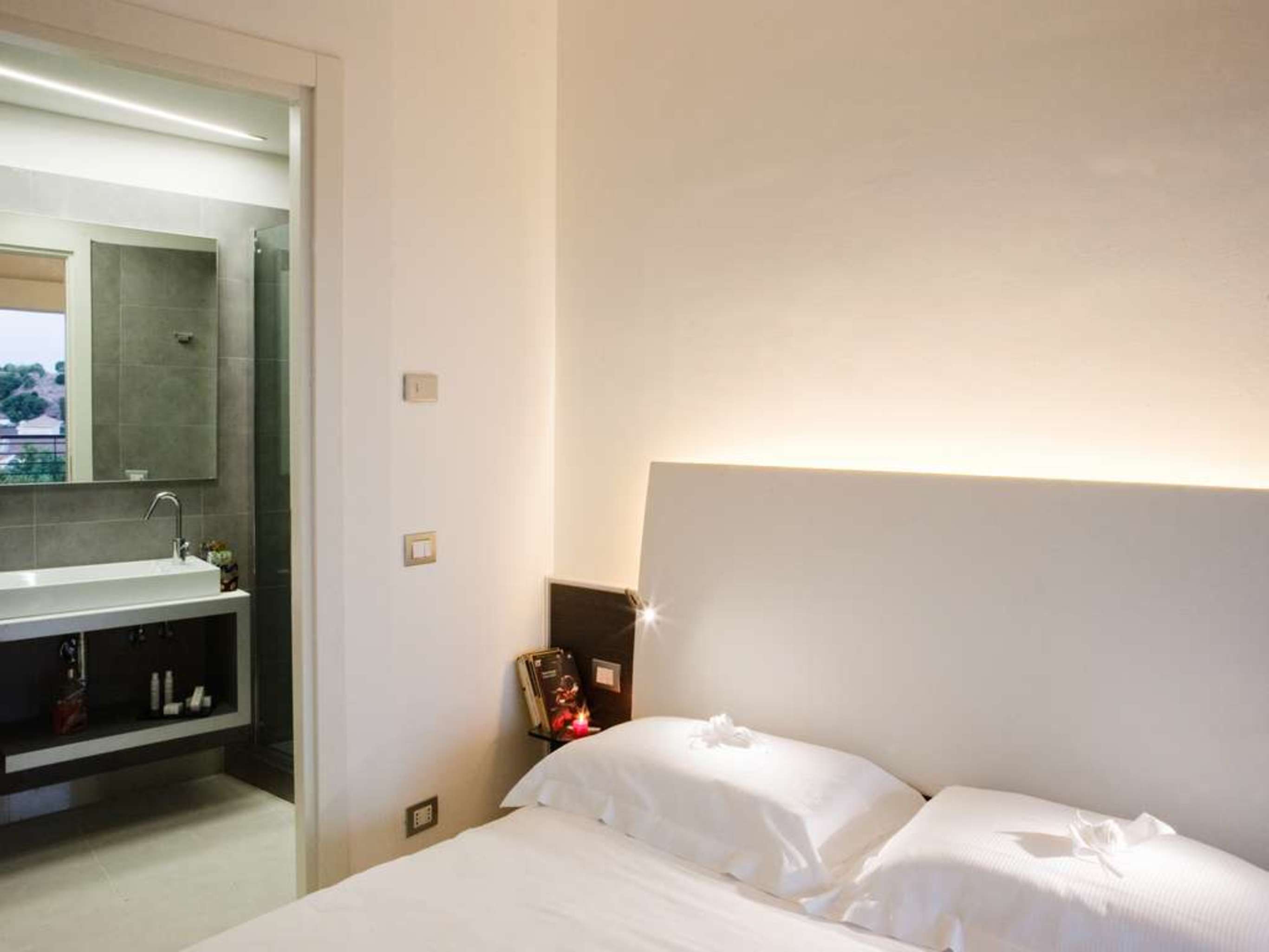 Room, Single, Double Bed, Terrace