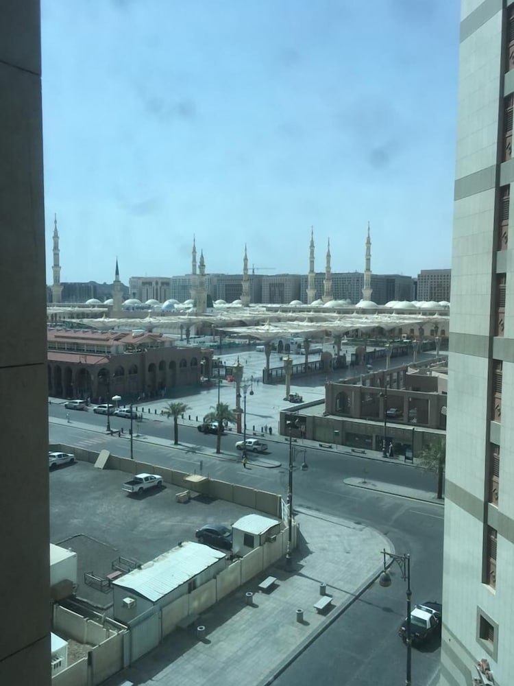فندق سكاي فيو(Sky View Hotel) 37/59