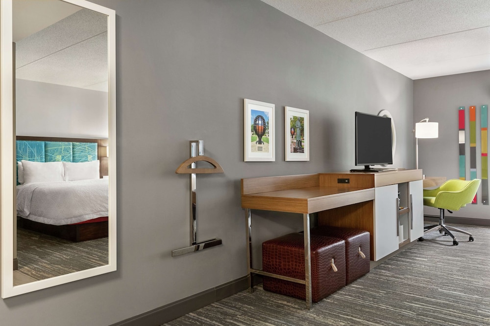 Hampton Inn by Hilton London 36/39