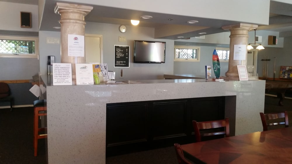 Tamarack Beach Resort Hotel 53/65