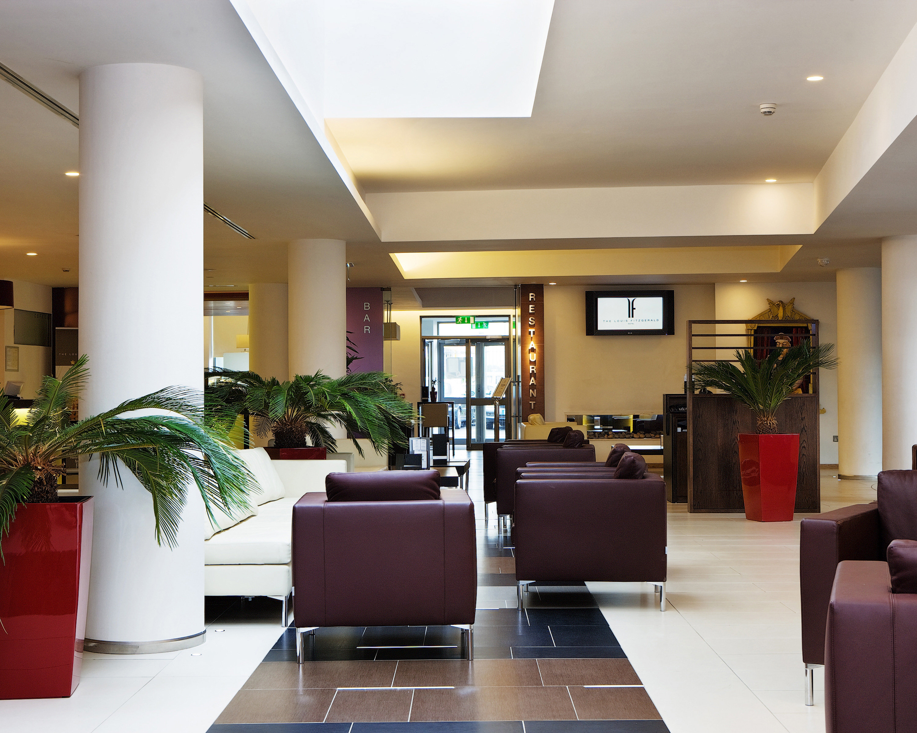 Louis Fitzgerald Hotel 30/39