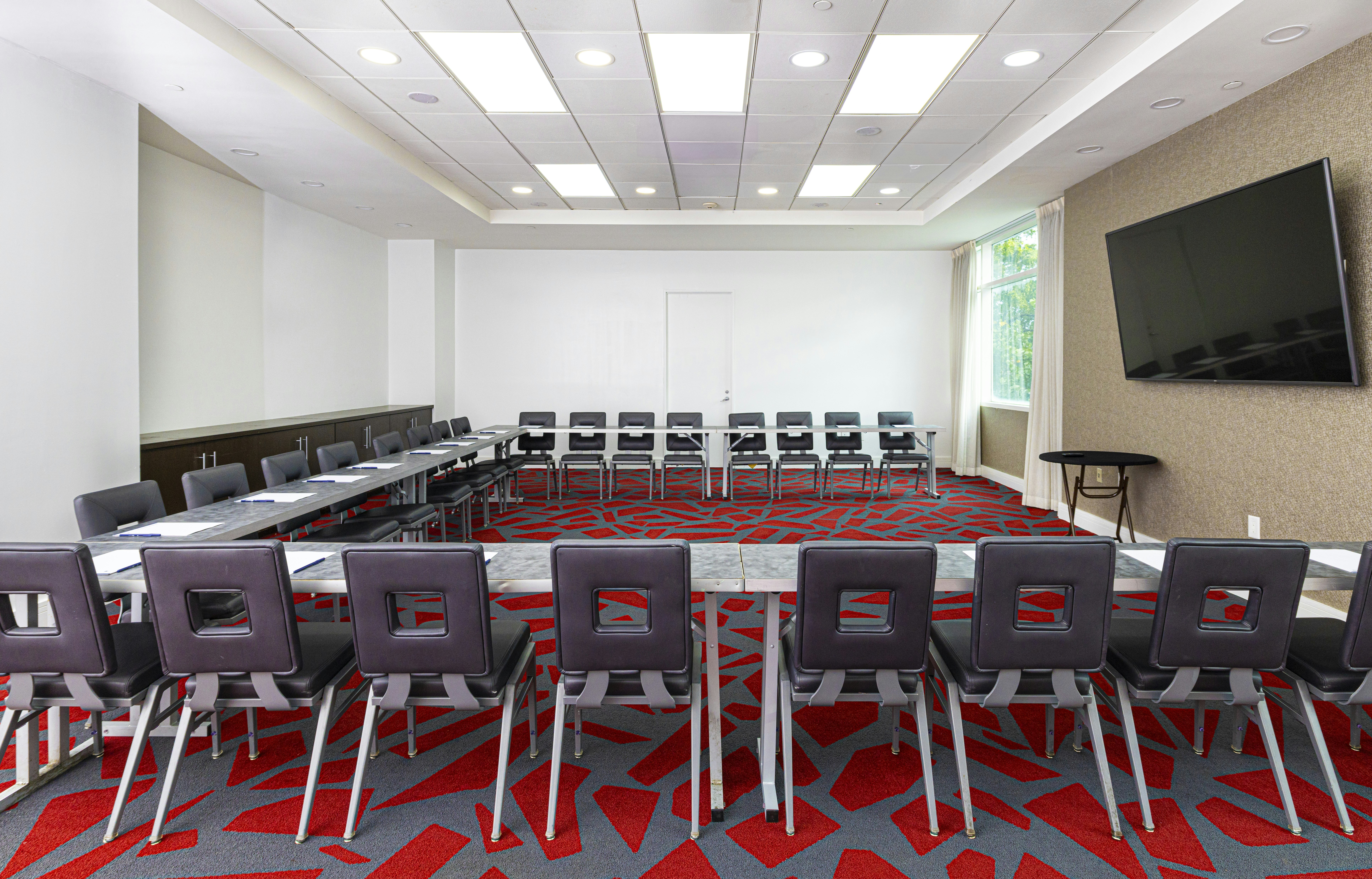 GALLERYone - a DoubleTree Suites by Hilton Hotel 65/81
