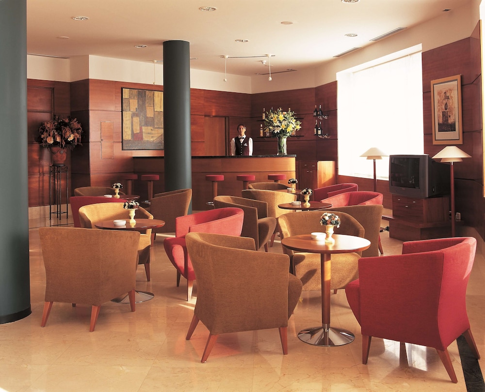 Travelodge Madrid Coslada Aeropuerto 35/60