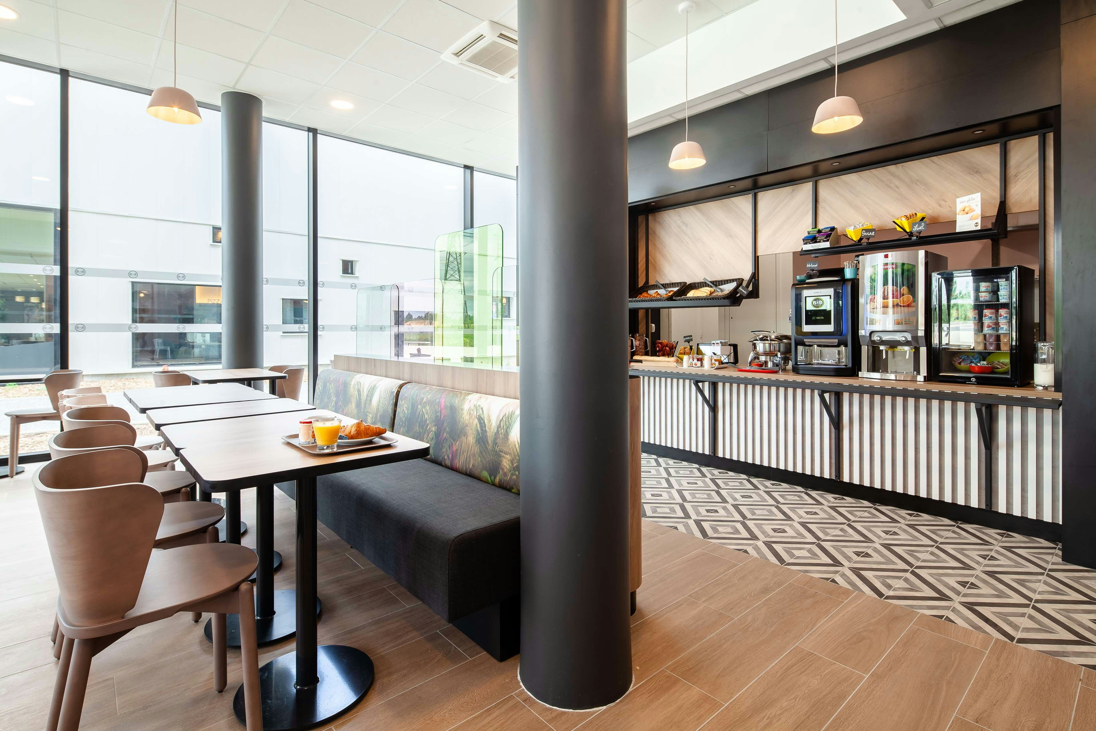 B&B Hotel Cergy Saint-Christophe 30/33
