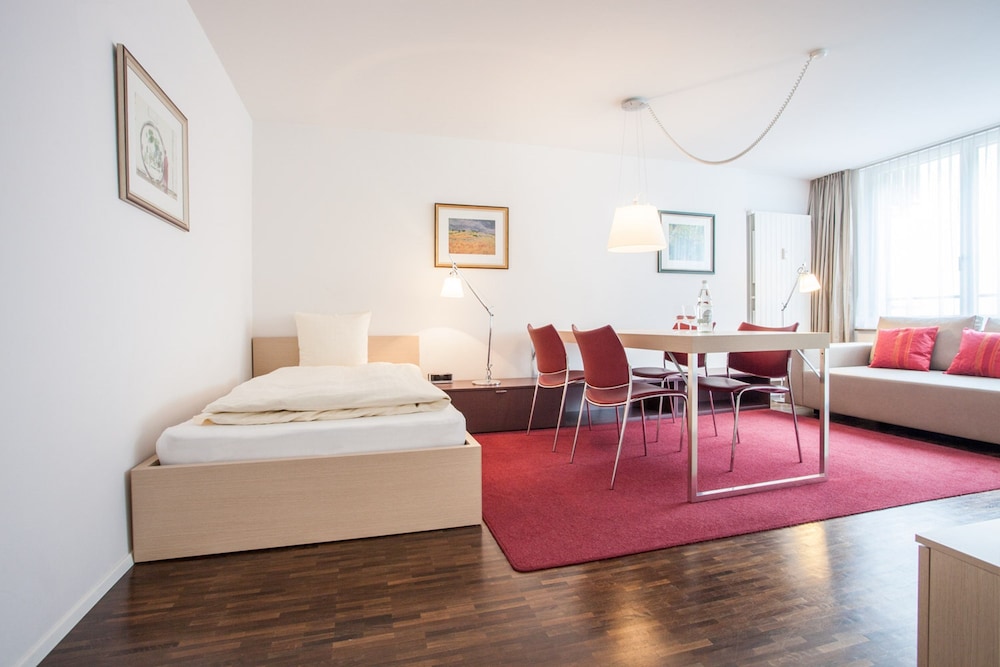 Ema House Serviced Apartments Seefeld 42/59