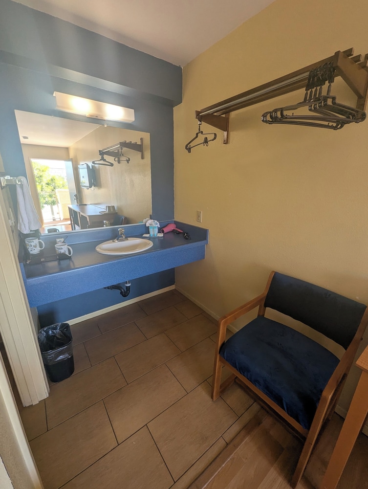 Oceanview Motel - Huntington Beach 20/50