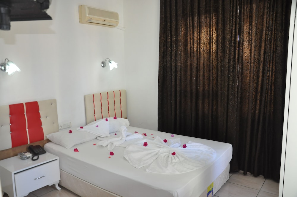 Aydogar Hotel 8/18