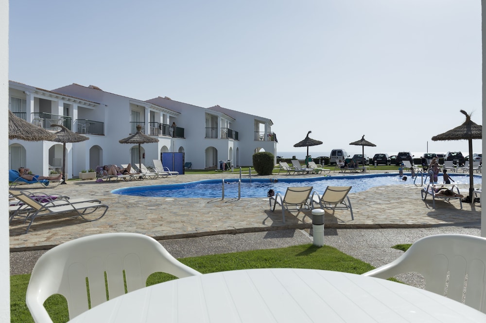 RV Hotels Sea Club Menorca 48/50