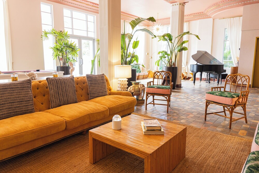 The Savoy Hotel & Beach Club 41/62