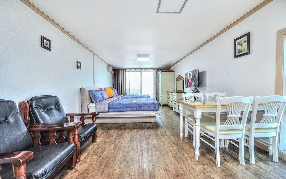 Sokcho Esher House Pension 13/34