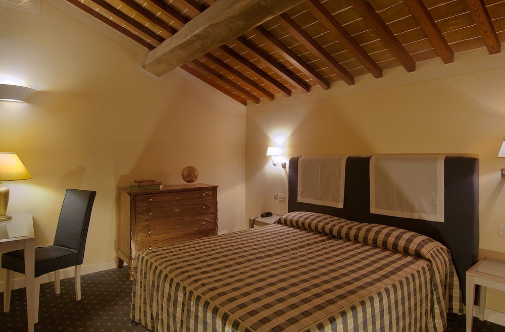 Hotel Arnolfo Aqua Laetitia Spa And Beauty 5/26