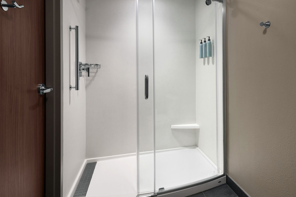 Courtyard By Marriott New Orleans Metairie 47/47