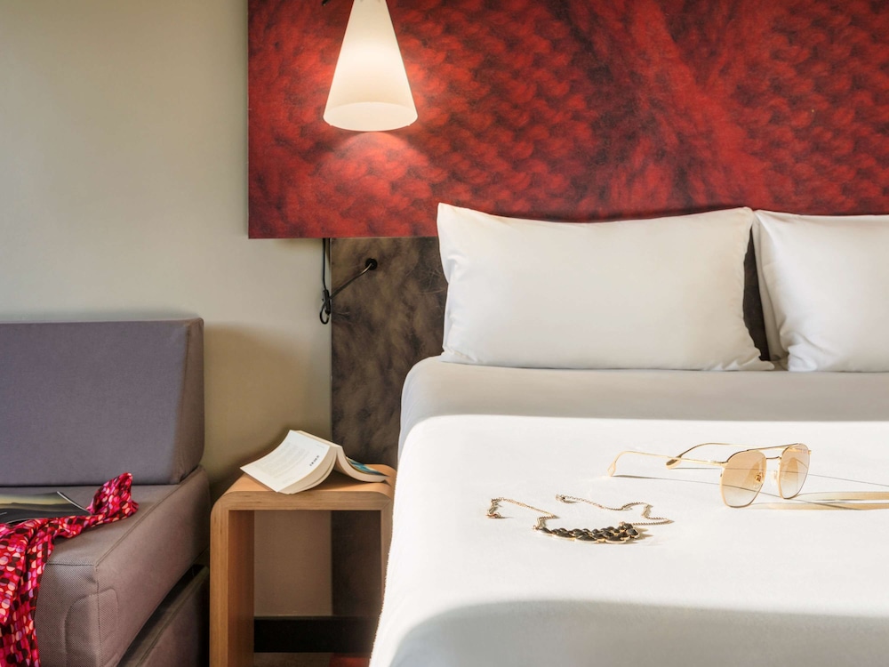 Ibis Marne La Vallee Noisy 32/73