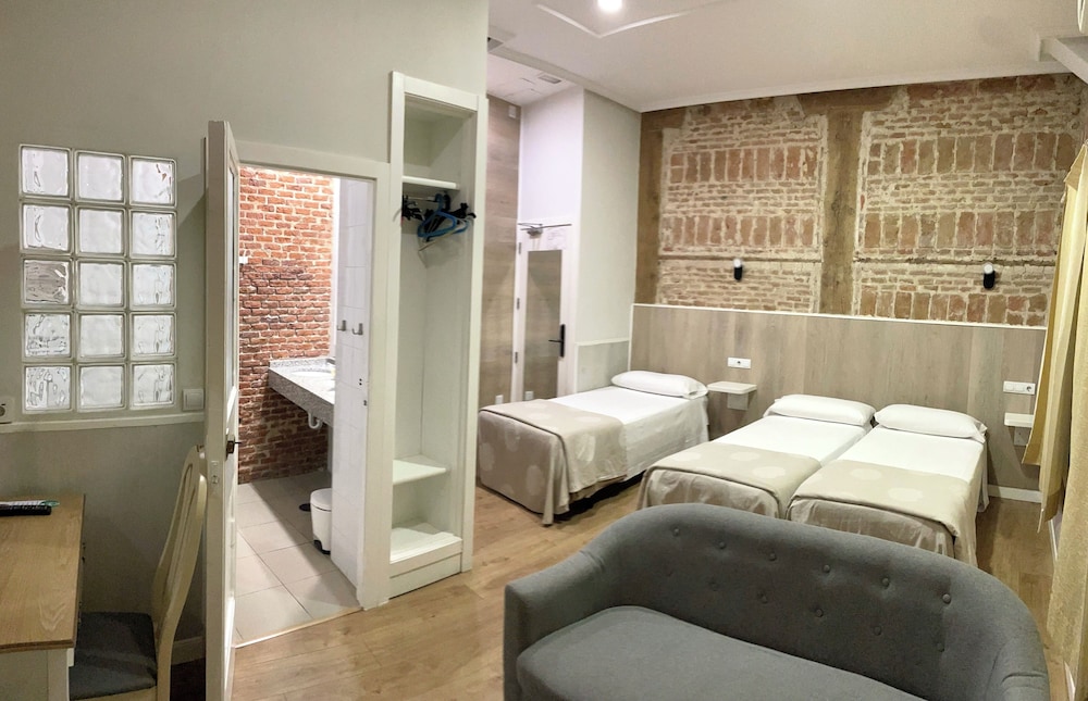 Hostal Madrid 20/50