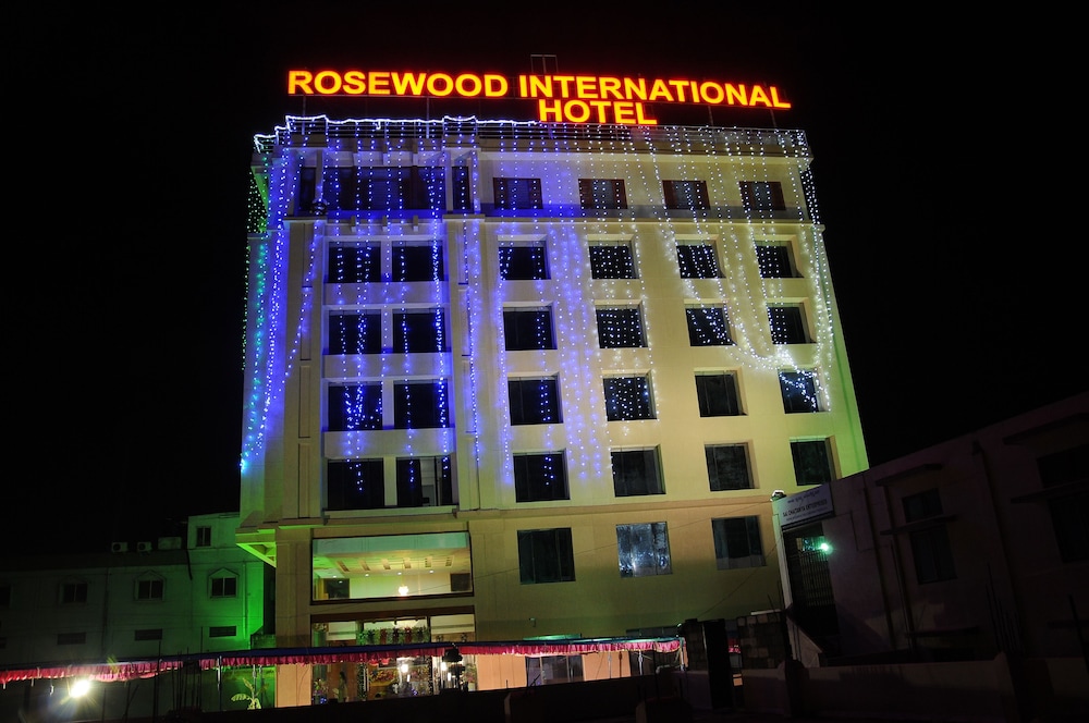 Rosewood International Hotel photo1