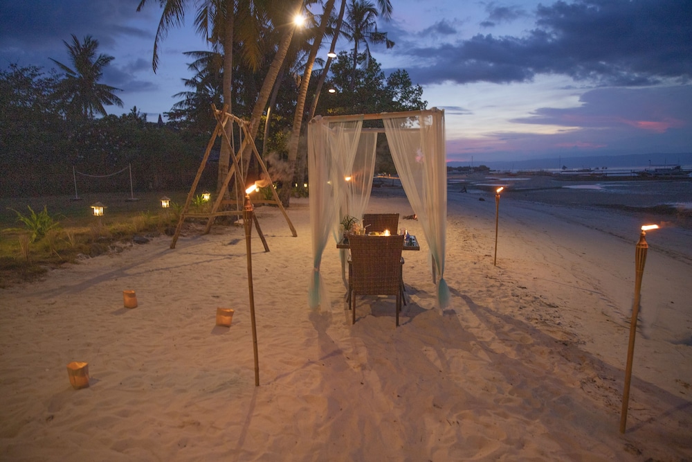 Ananyana Beach Resort 66/70
