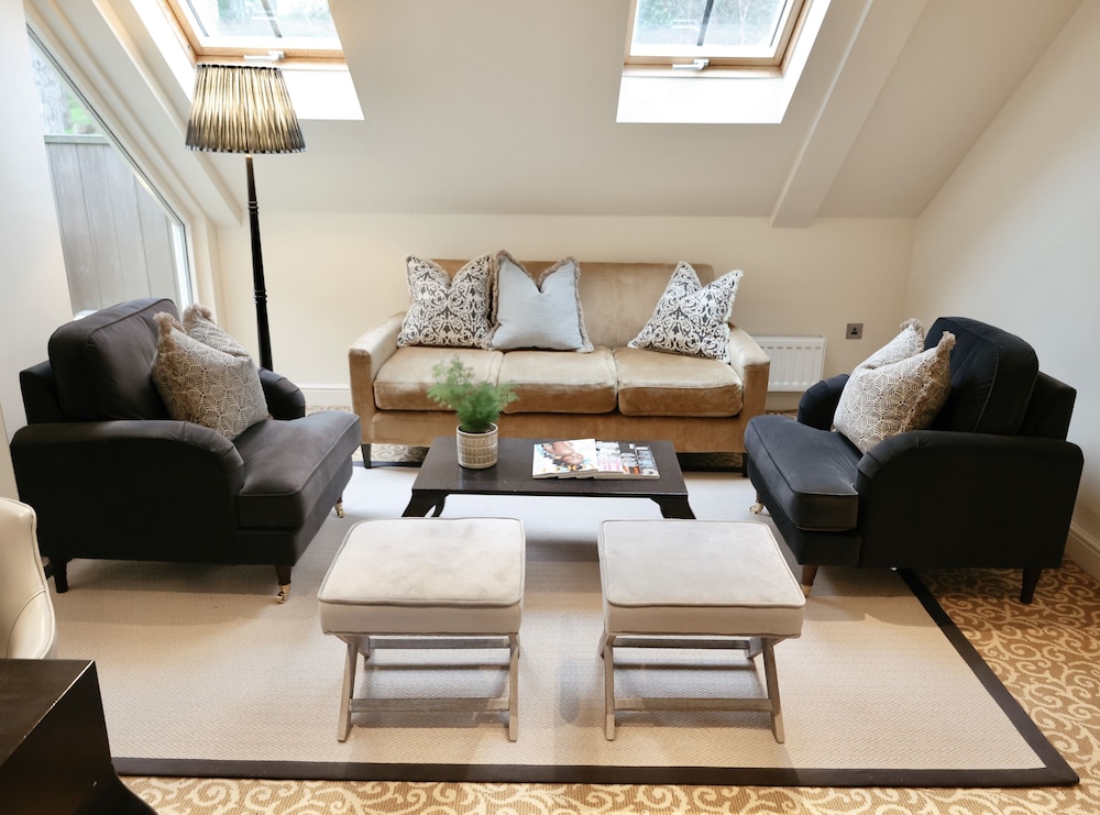 Raithwaite Sandsend (ex Raithwaite Estate) 34/56