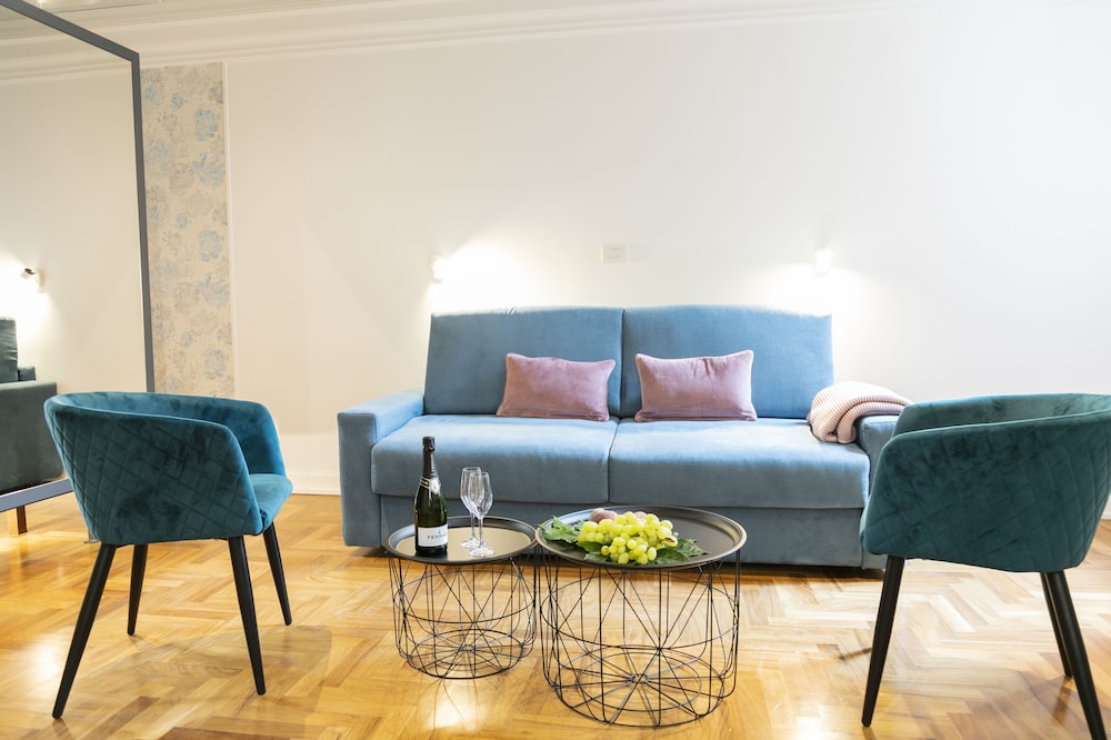 Hadrianus Temple Suites - The Venue Collection 41/58
