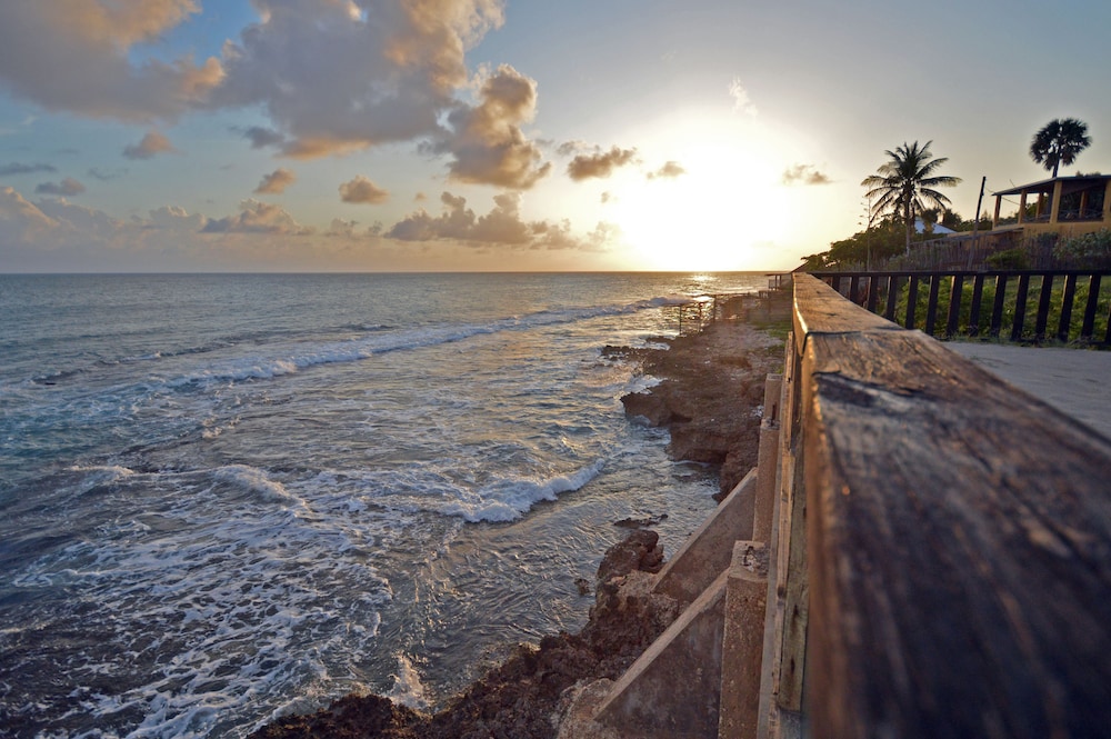 Sunset Resort 45/50
