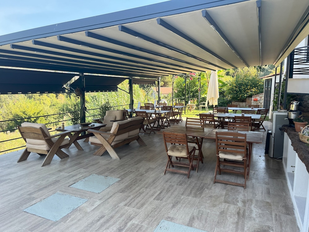 Gala Selimiye 27/50