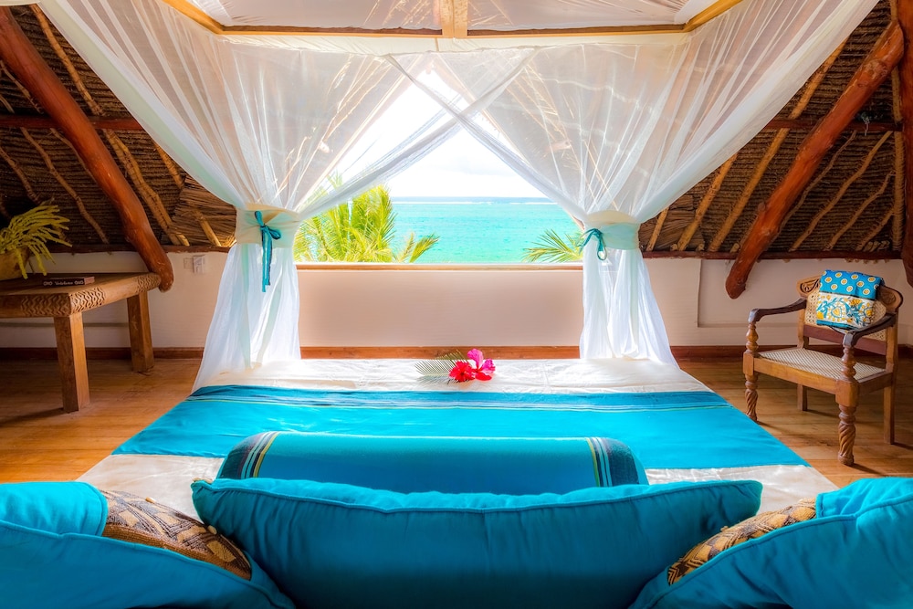 Waterlovers Beach Resort 7/48