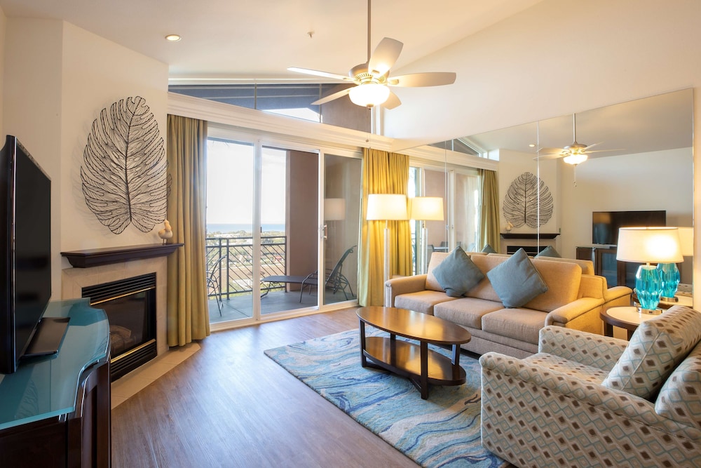 Grand Pacific Palisades Resort Hotel 35/71